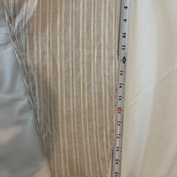 Jones & CO. Women's dress shirt with long sleeves size 1X. Made in Indonesia. - Picture 5 of 9